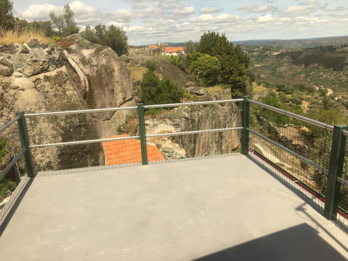 Al Miradouro Do Outeiro Villa Guarda Exteriör bild